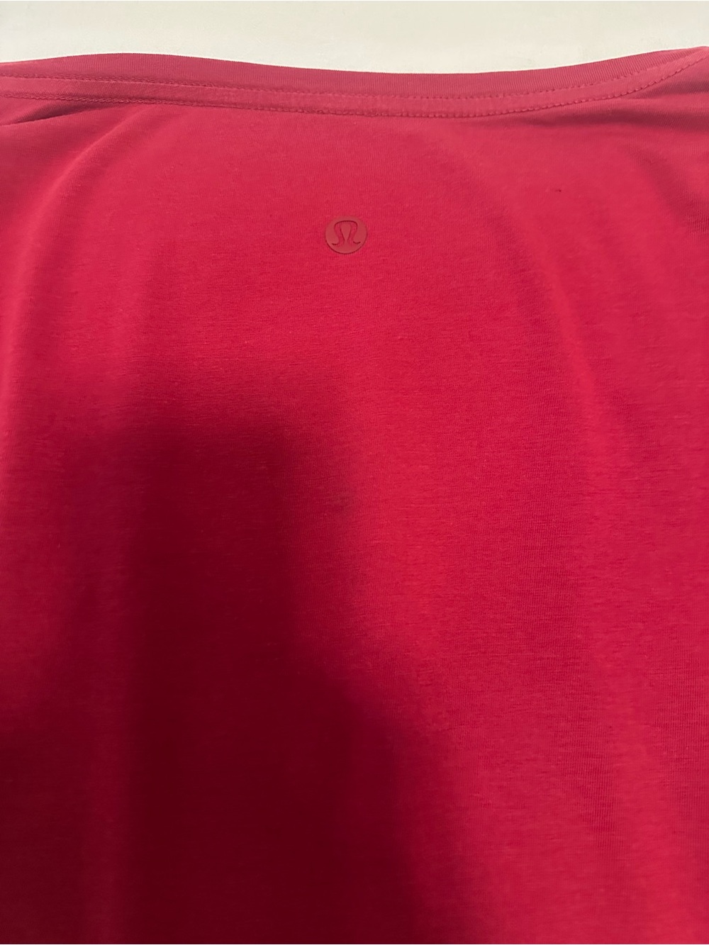 lululemon athletica women’s crimson, red puma cotton Tee